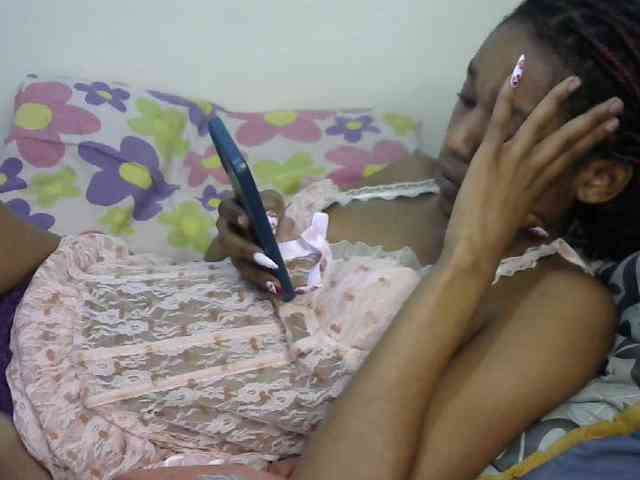 Truegirl2 webcam