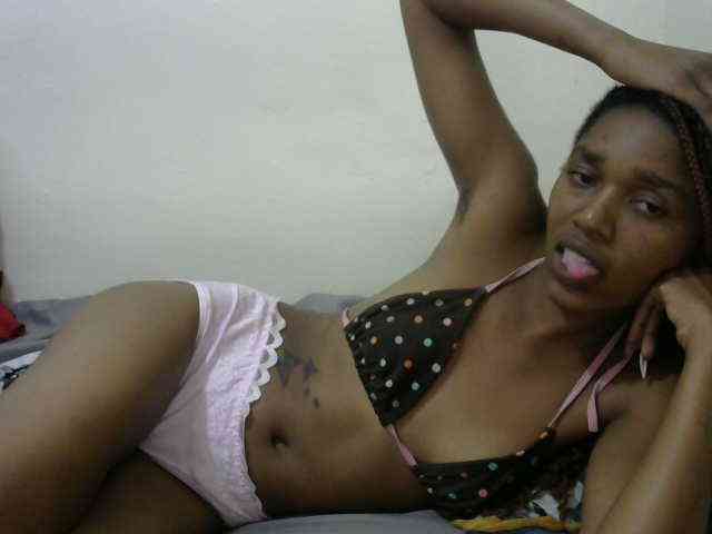 Truegirl2 webcam