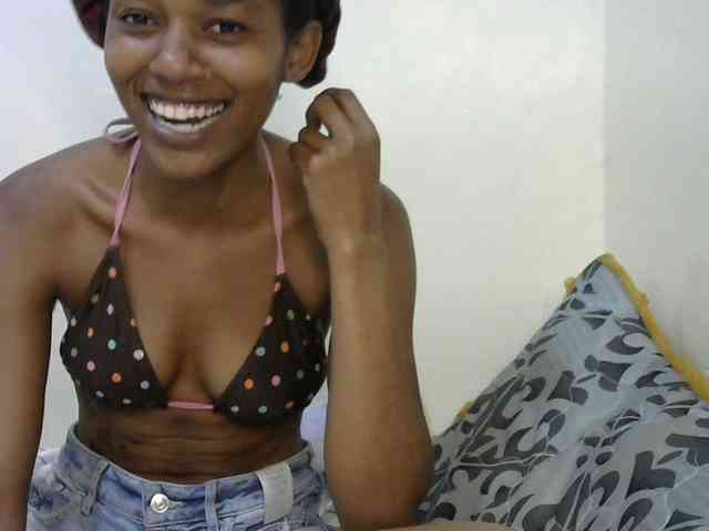 Truegirl2 webcam
