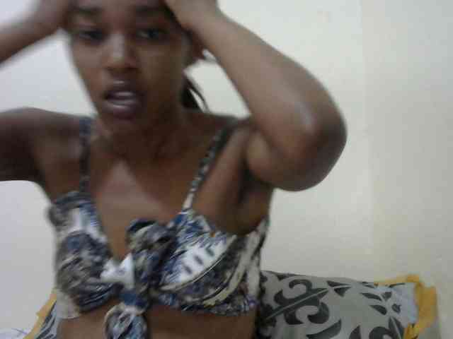 Truegirl2 webcam