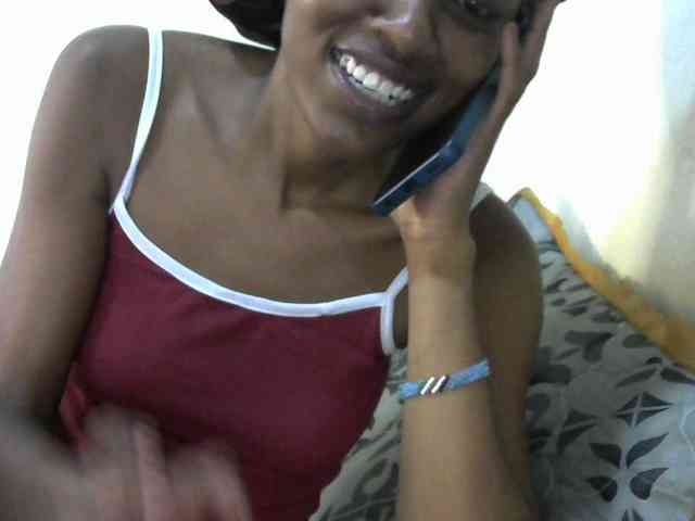 Truegirl2 webcam