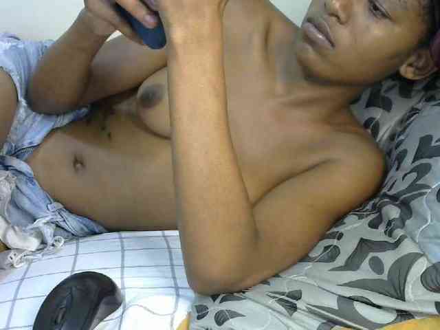 Truegirl2 webcam
