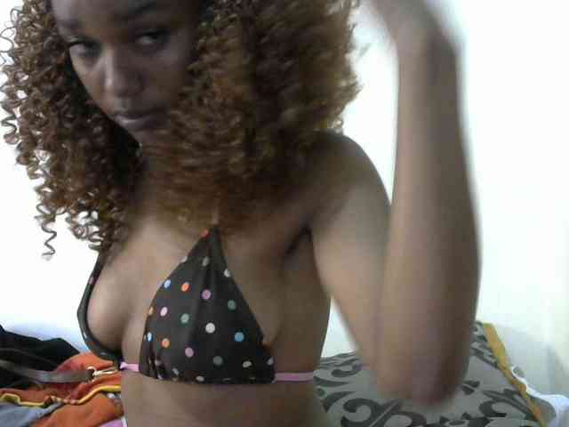 Truegirl2 webcam