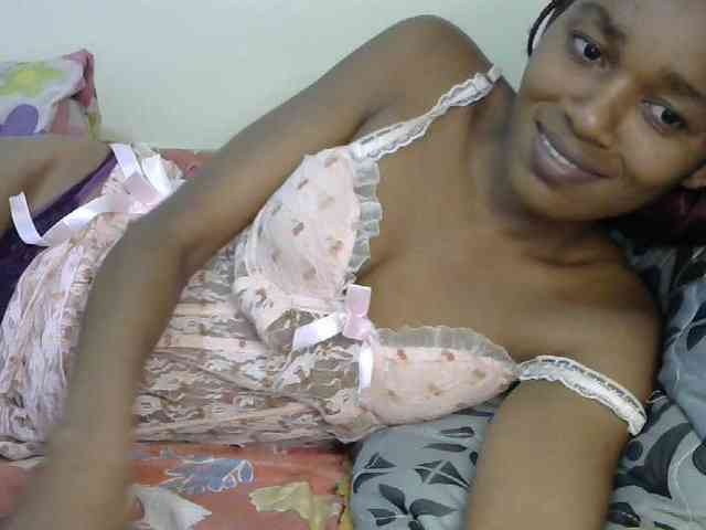 Truegirl2 webcam