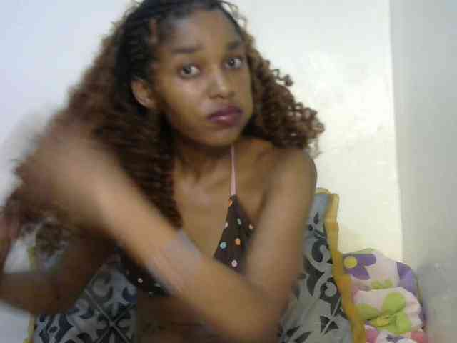Truegirl2 webcam