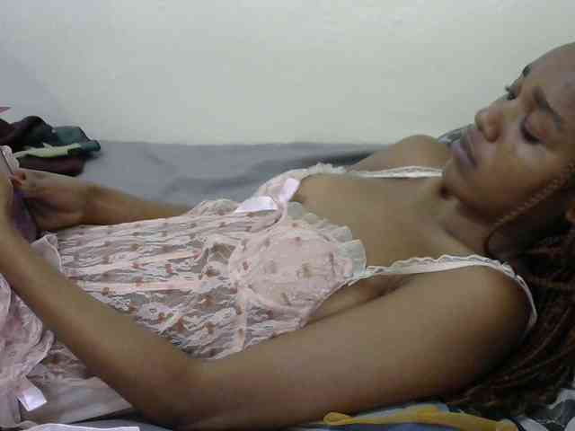 Truegirl2 webcam