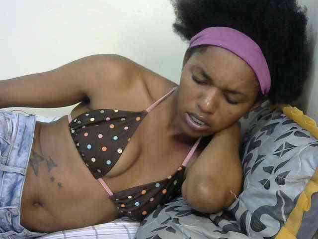 Truegirl2 webcam
