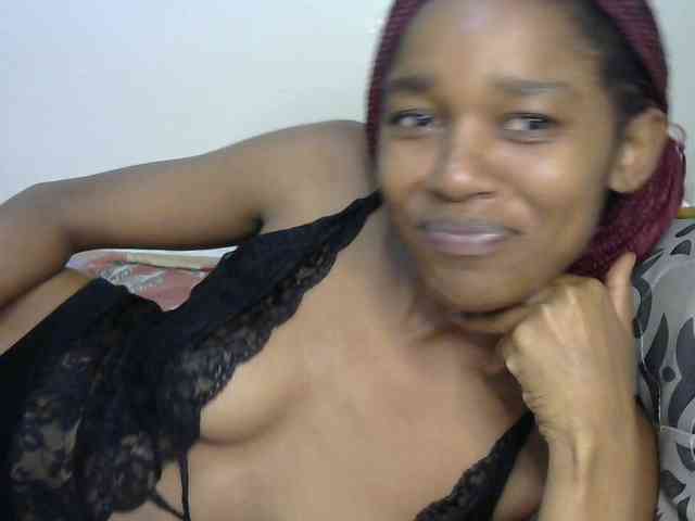 Truegirl2 webcam