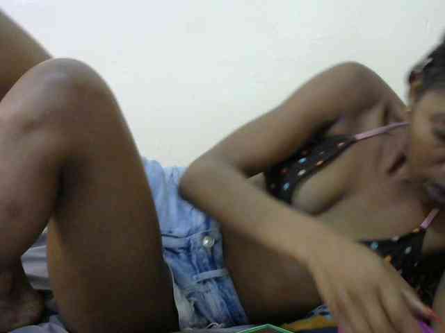 Truegirl2 webcam