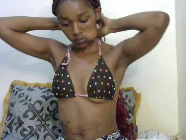 Truegirl2 webcam