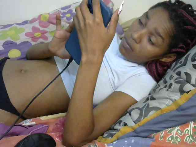 Truegirl2 webcam