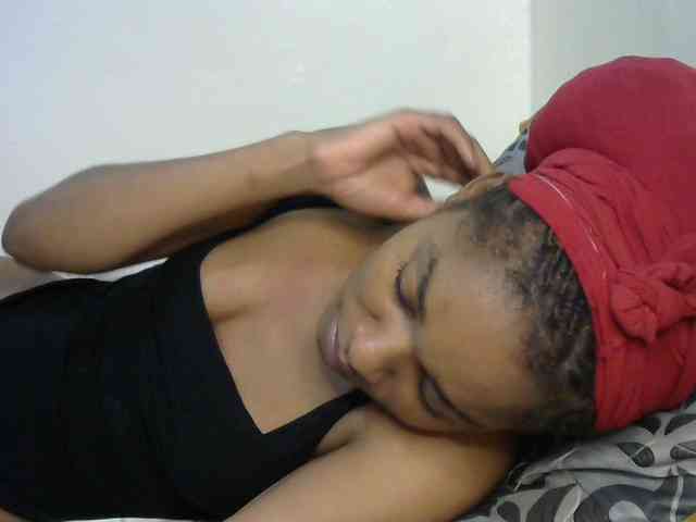 Truegirl2 webcam