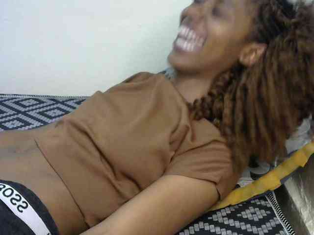 Truegirl2 webcam