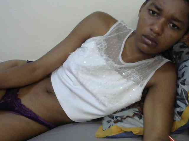 Truegirl2 webcam