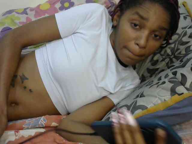 Truegirl2 webcam