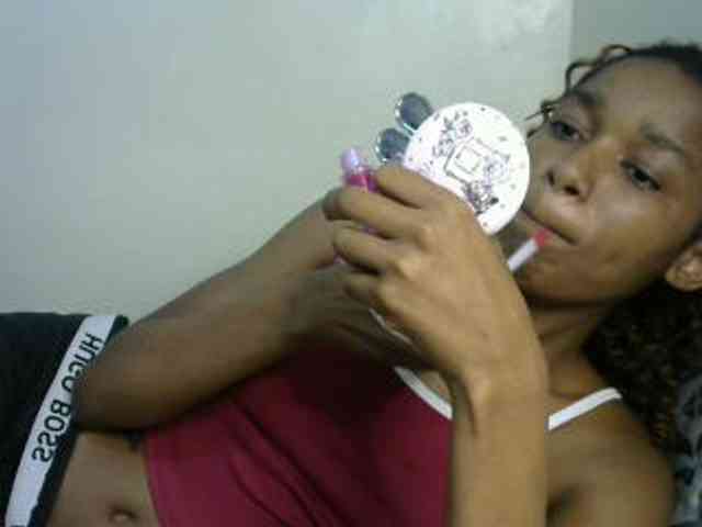 Truegirl2 webcam