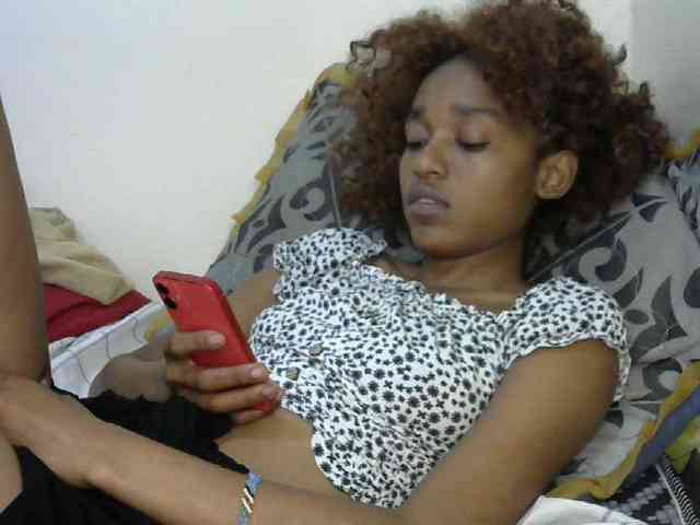 Truegirl2 webcam