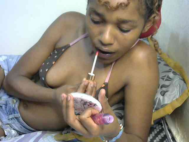 Truegirl2 webcam