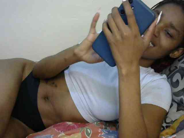Truegirl2 webcam