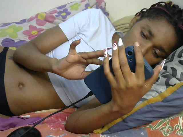 Truegirl2 webcam