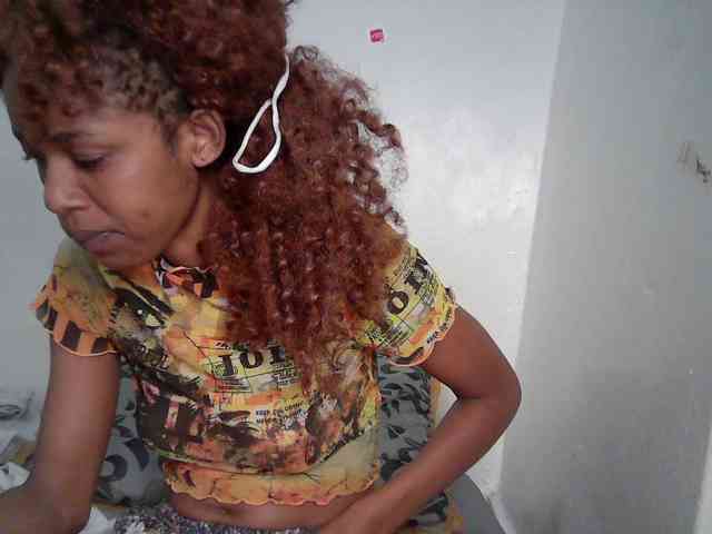 Truegirl2 webcam