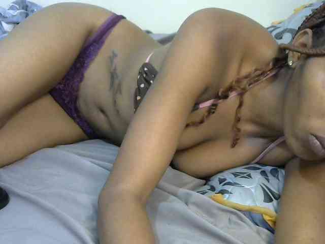 Truegirl2 webcam