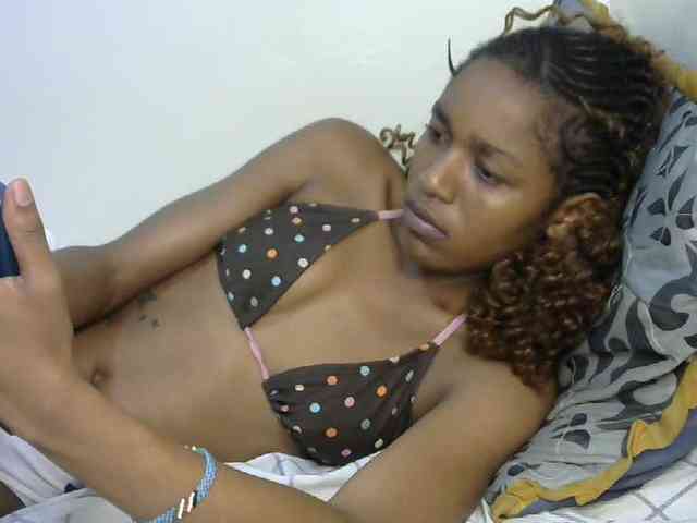 Truegirl2 webcam