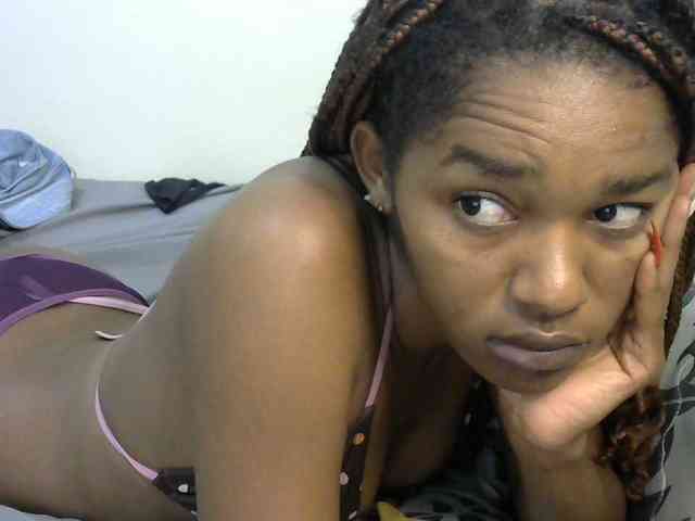 Truegirl2 webcam