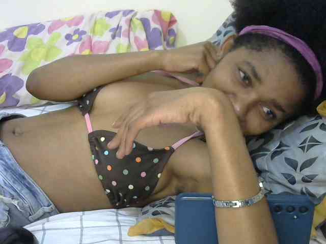 Truegirl2 webcam