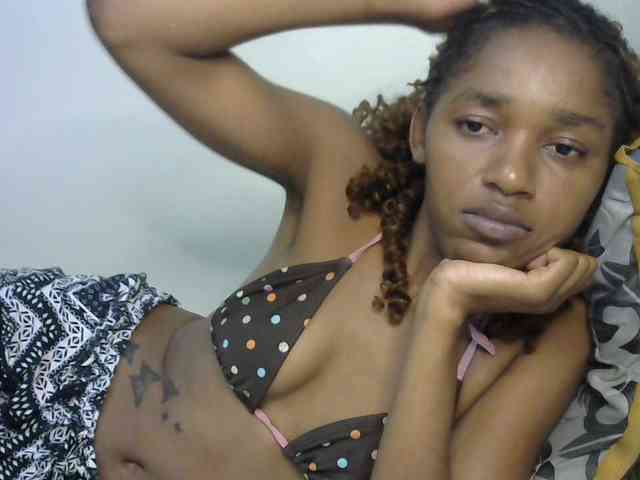 Truegirl2 webcam