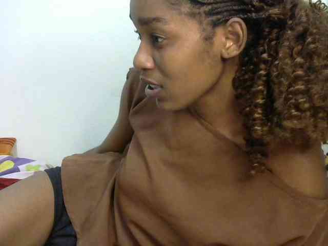 Truegirl2 webcam