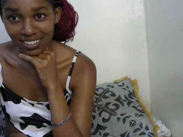 Truegirl2 webcam
