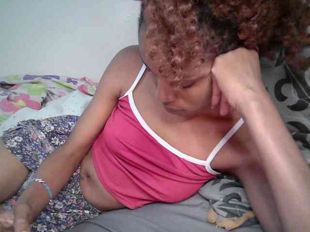 Truegirl2 webcam