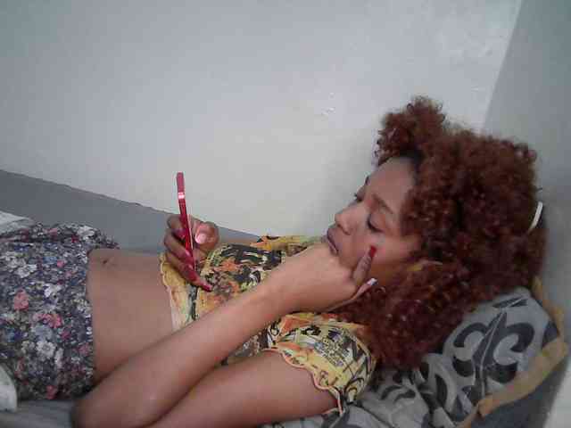 Truegirl2 webcam