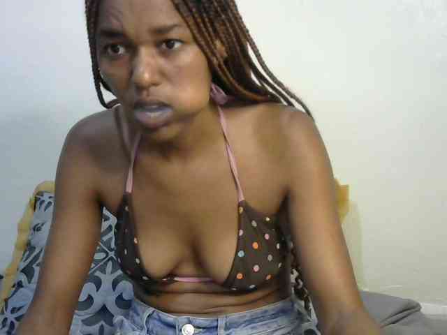 Truegirl2 webcam