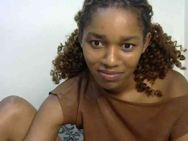 Truegirl2 webcam