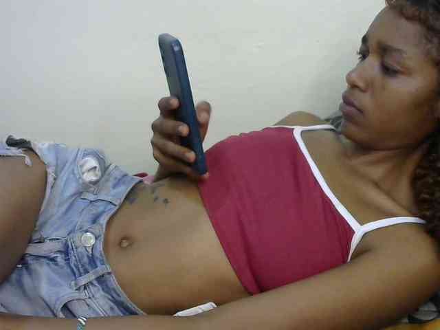 Truegirl2 webcam