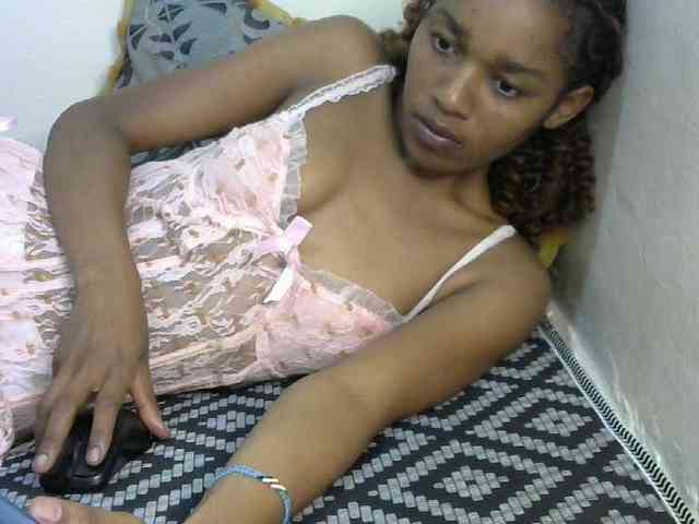 Model: Truegirl2
