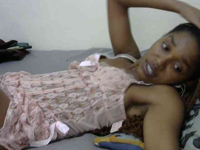 Truegirl2 webcam