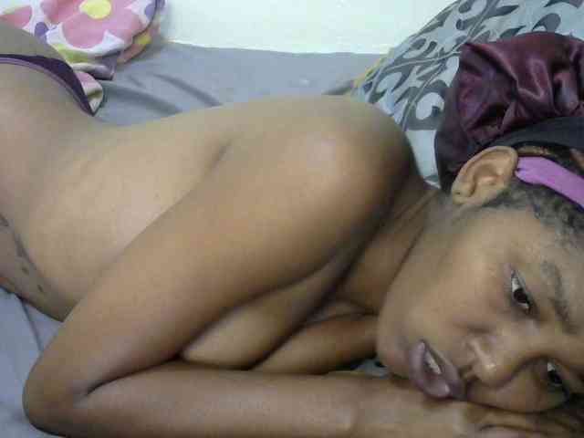 Truegirl2 webcam