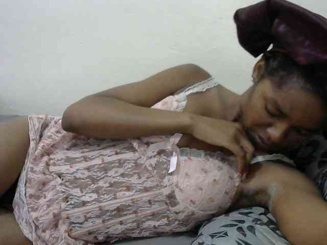 Truegirl2 webcam