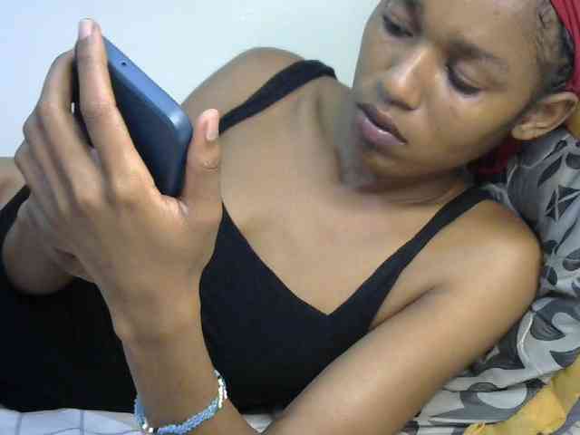 Truegirl2 webcam
