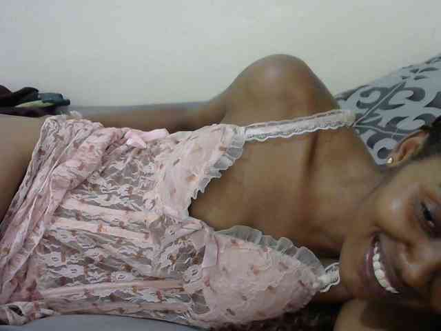 Truegirl2 webcam