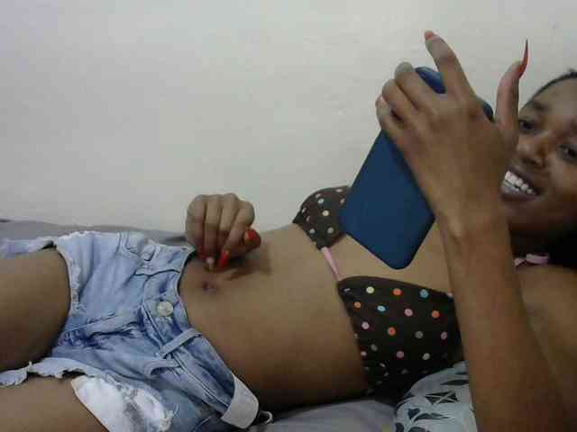 Truegirl2 webcam