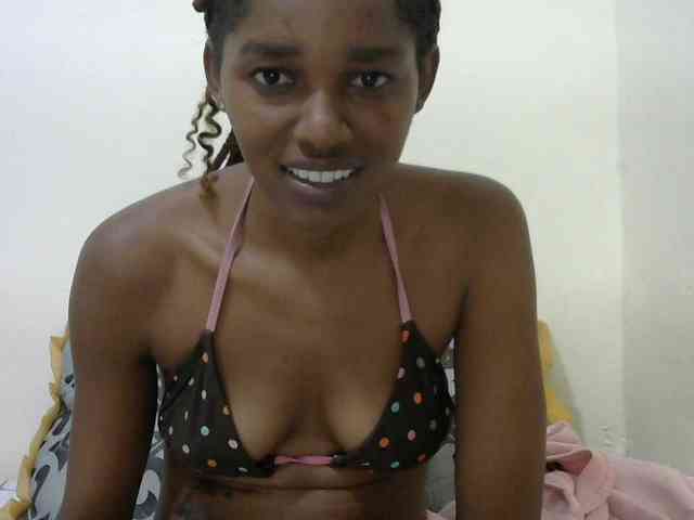 Truegirl2 webcam