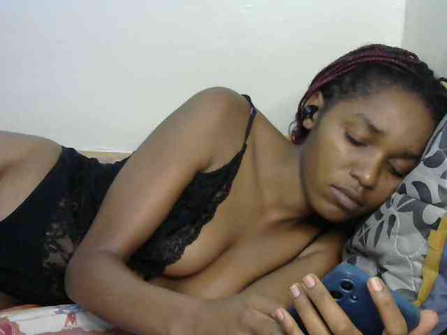 Truegirl2 webcam