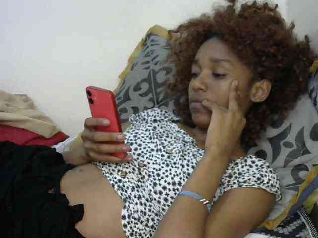 Truegirl2 webcam