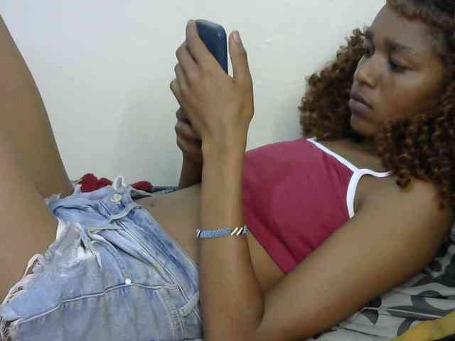 Truegirl2 webcam