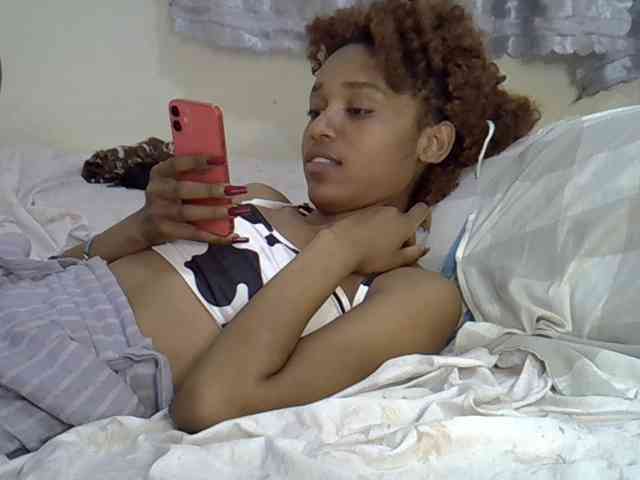 Truegirl2 webcam