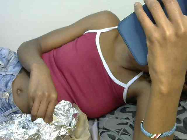 Truegirl2 webcam